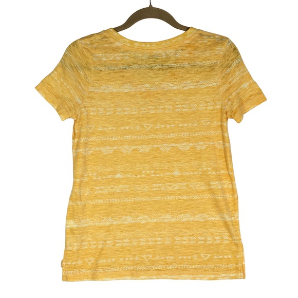 Mudd Yellow & White Aztec Print V-neck Roadtrip T-shirt, Juniors XS - Picture 5 of 12